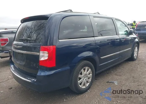 2014 Chrysler Town & Country Touring z USA, uszkodzony, nr VIN 2C4RC1BG4ER211049